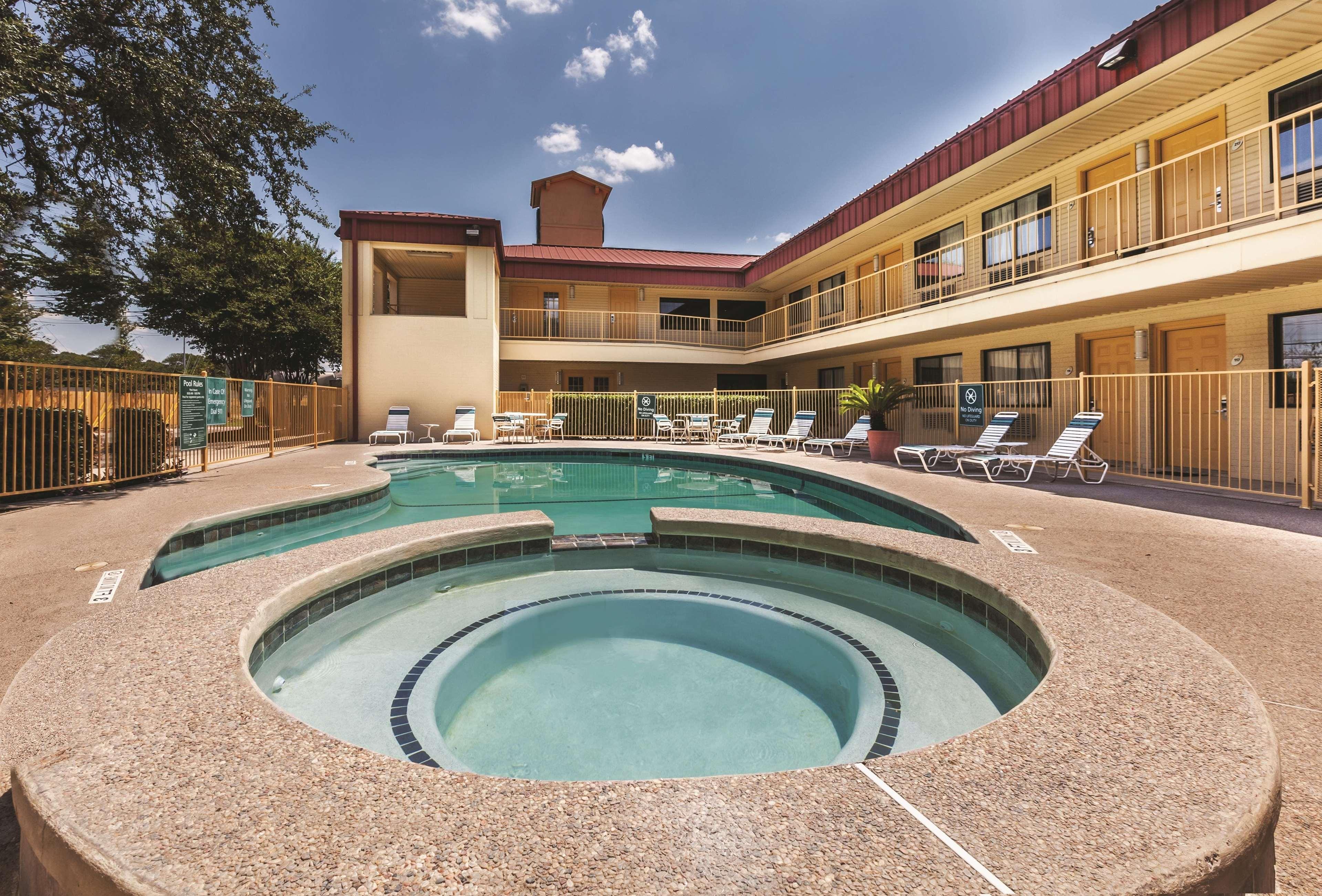 La Quinta Inn By Wyndham San Marcos Ngoại thất bức ảnh